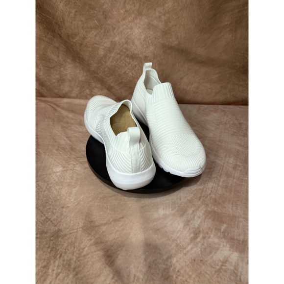 RSVP Shoes - RSVP White Knit Slip-On Sneakers Size 7.5‎ Women's